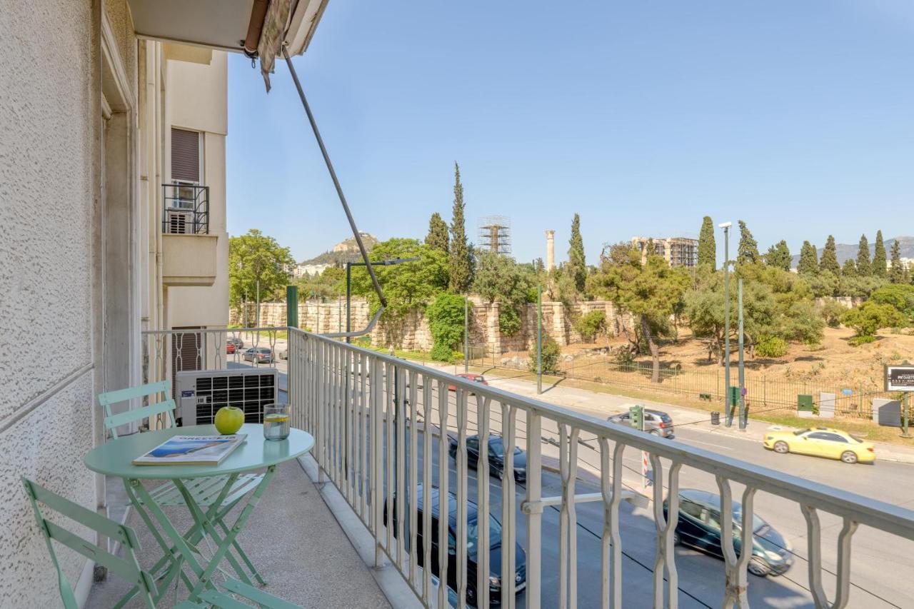 Aura Homes, Classic Apartment In Central Athènes Extérieur photo